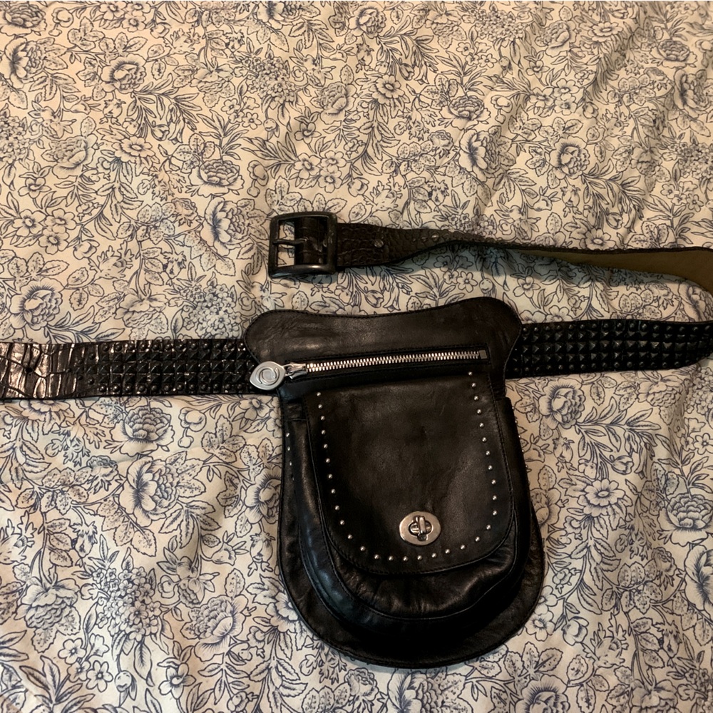 Calleen Cordero belt bag